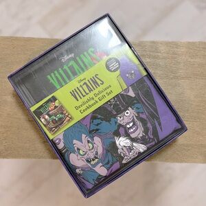 Disney Villains Cookbook Gift Set